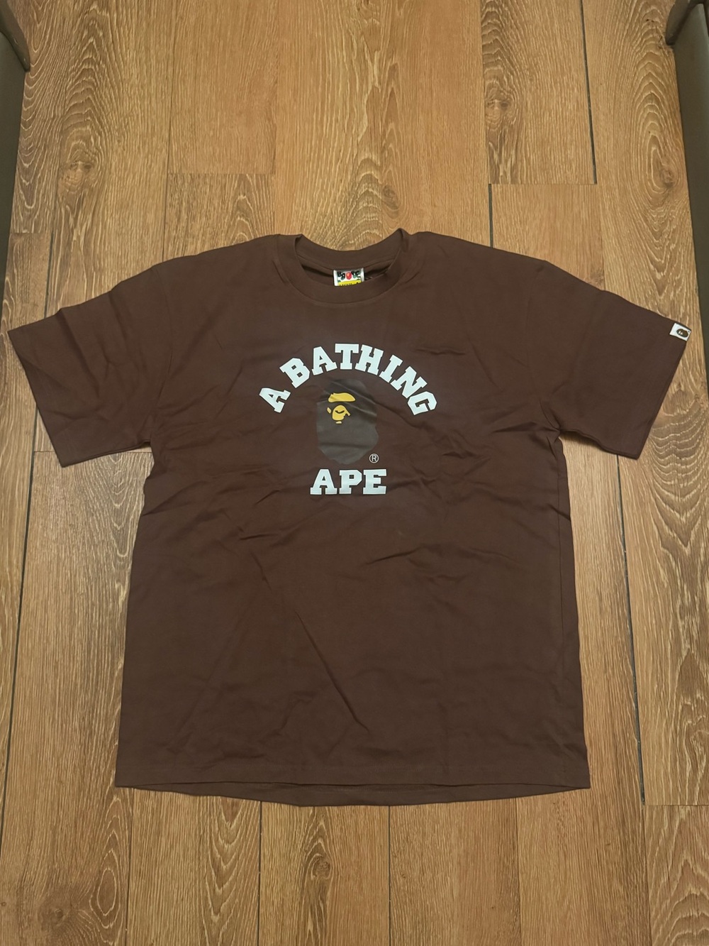 BAPE OG Logo Tee ‘Brown’

Size: S